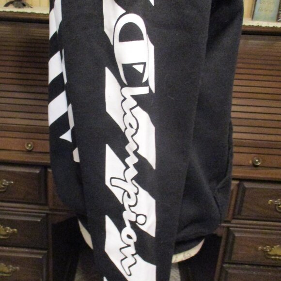 Champion Black & White Off Pullover Hoodie w/Drawstring Hood & Pockets-Youth Med - Picture 2 of 4